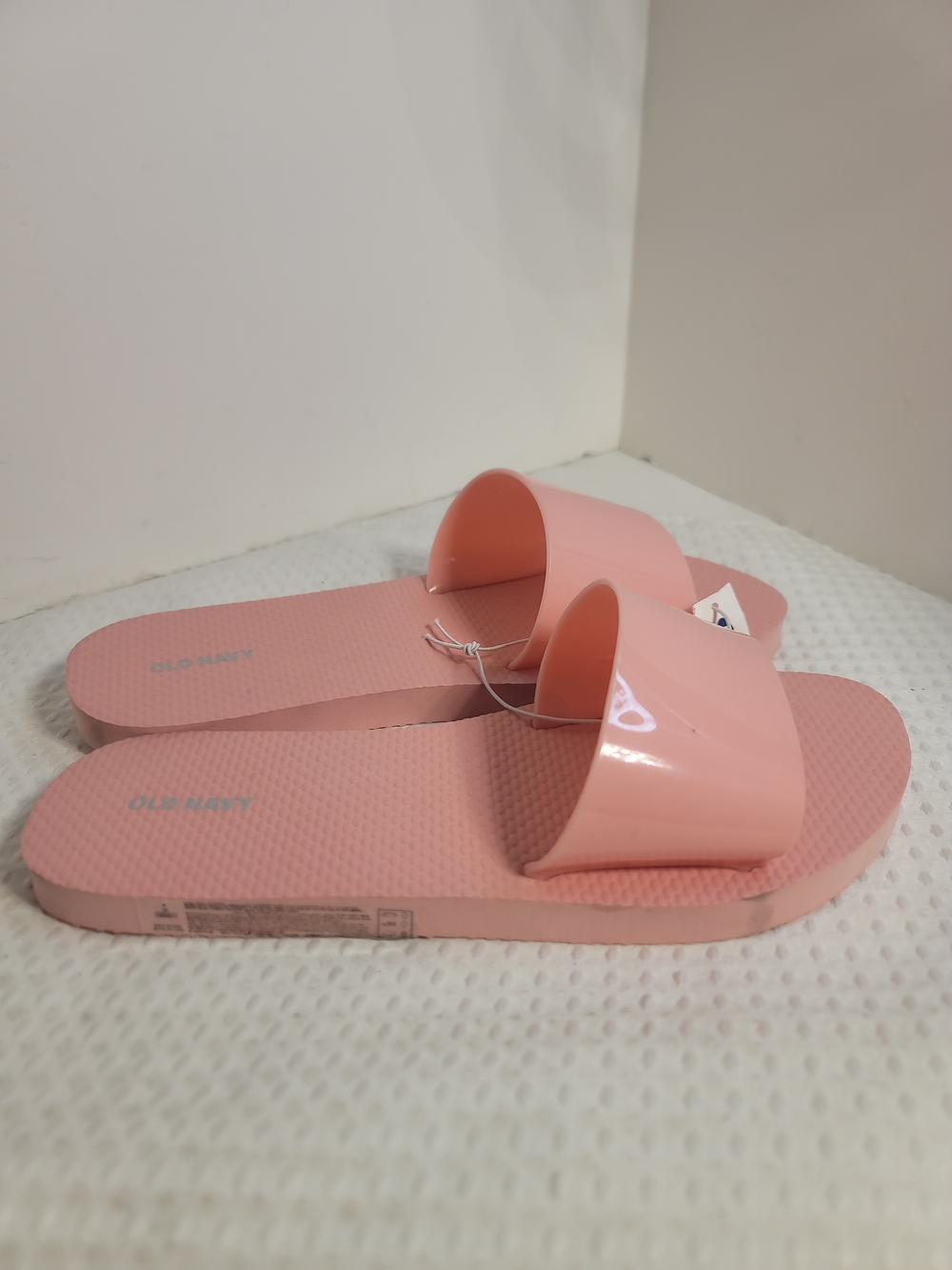 Old Navy Pink Glossy Slide Sandals